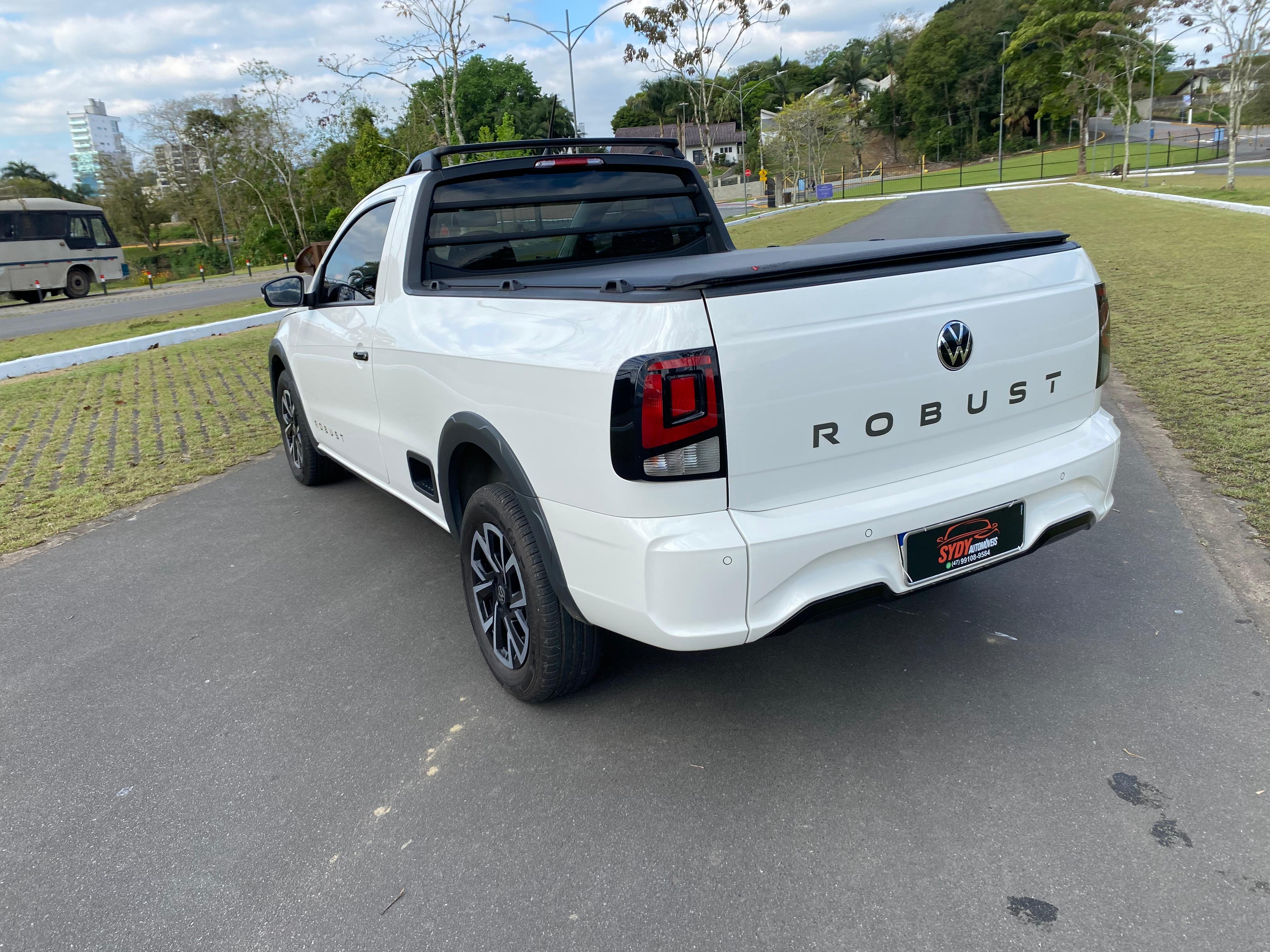 Volkswagen Saveiro Robust — foto 5 de 10