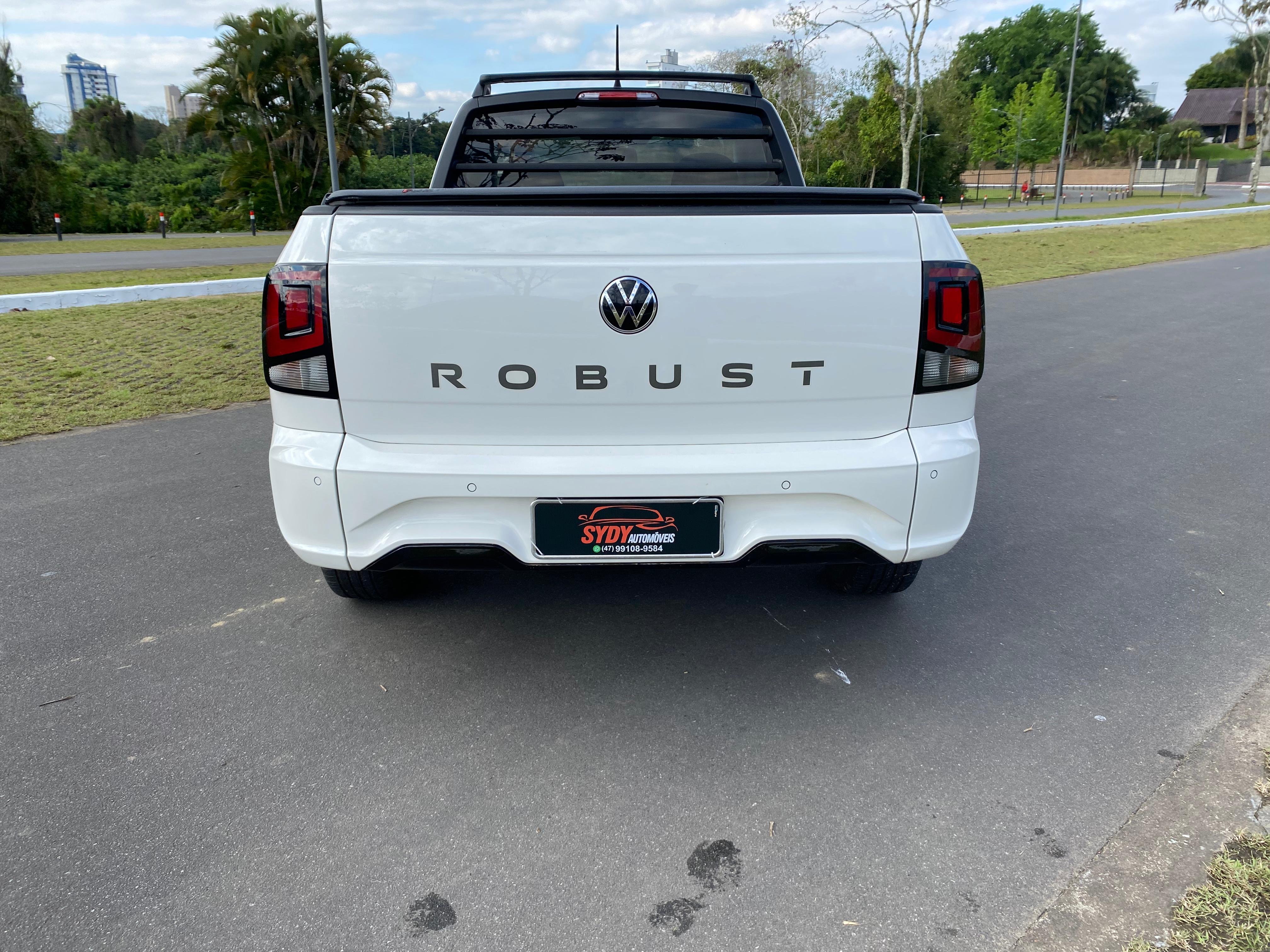 Volkswagen Saveiro Robust — foto 8 de 10