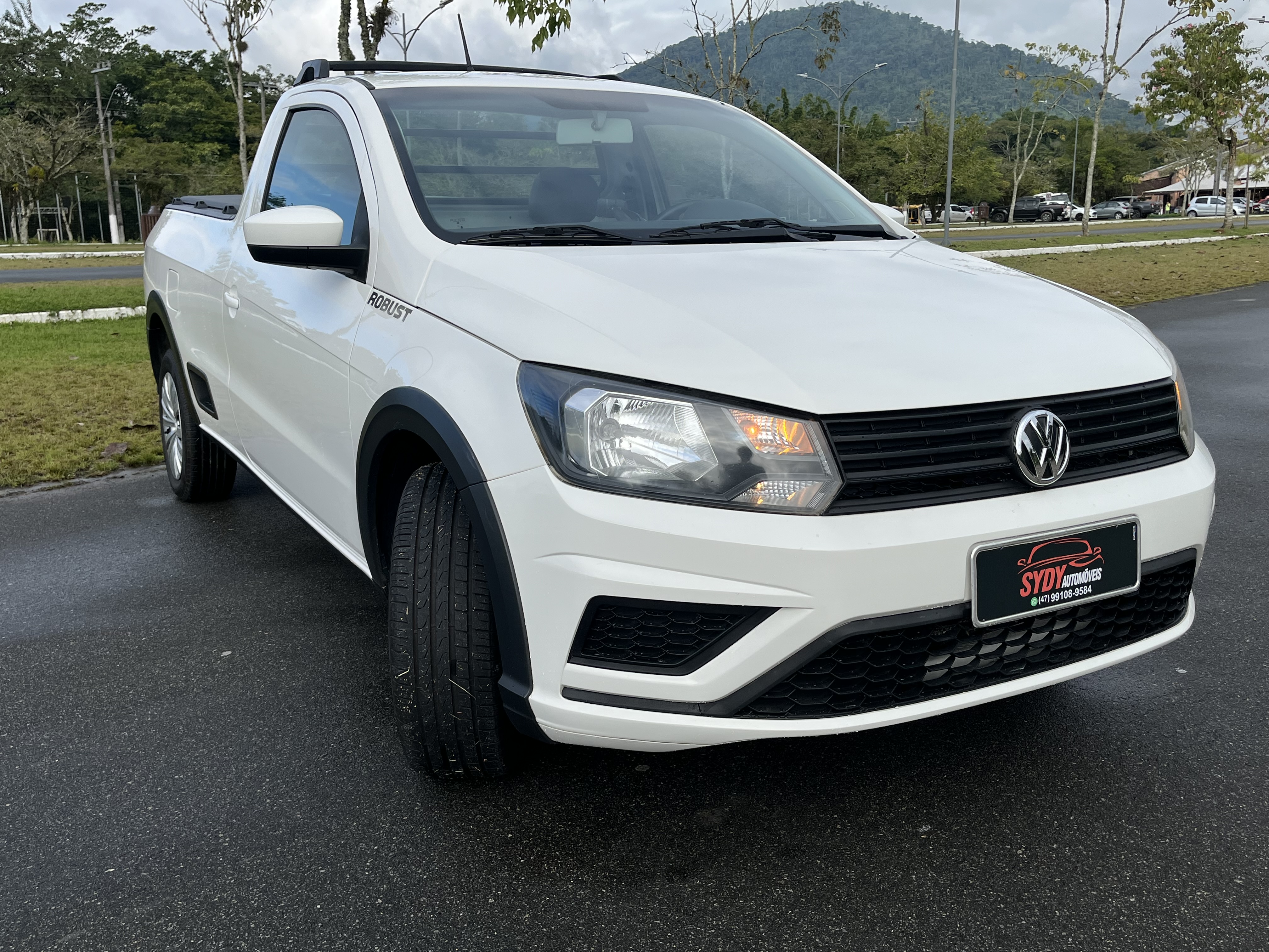 Volkswagen Saveiro Robust — foto 1 de 11