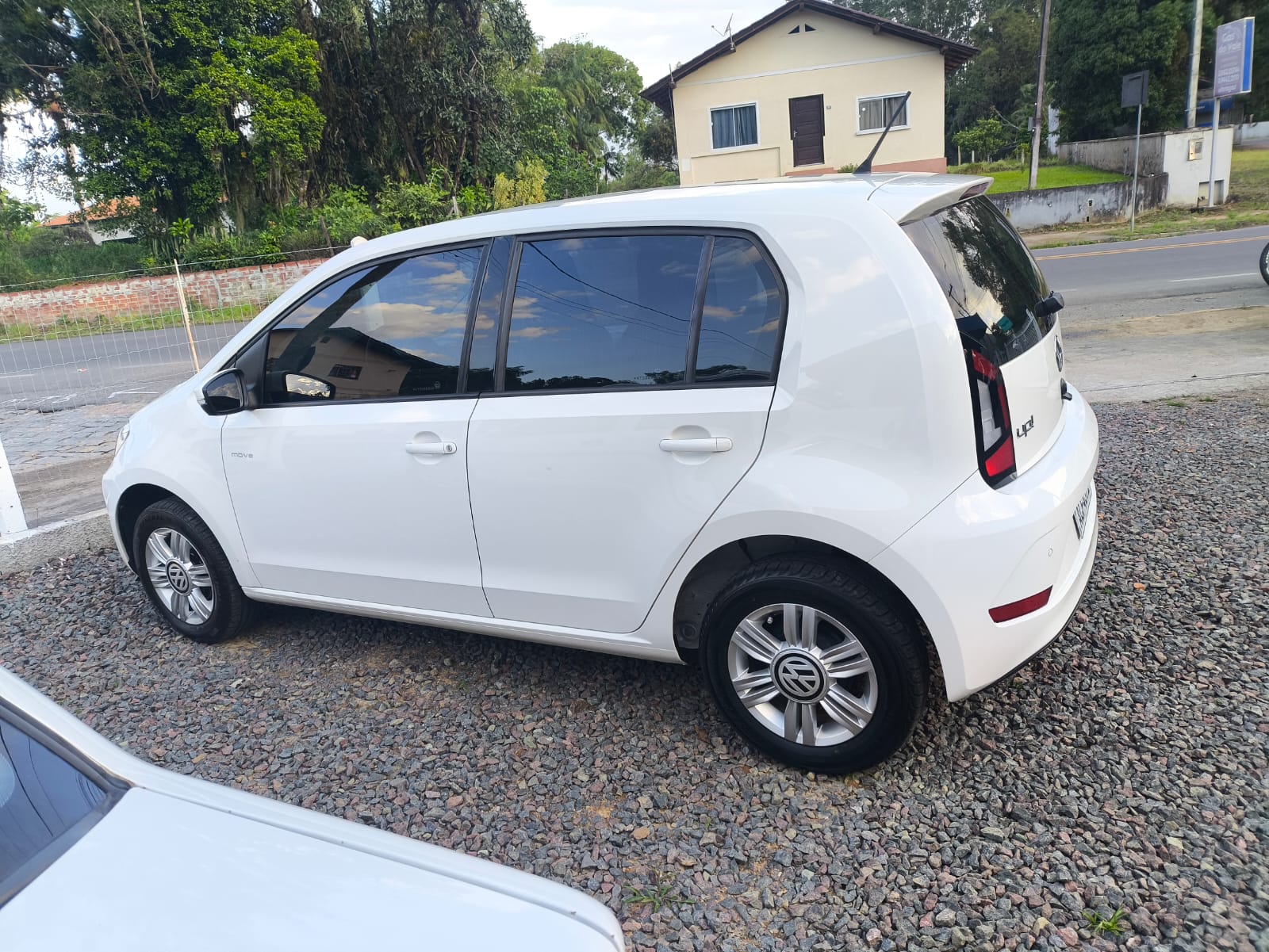Volkswagen Up! — foto 4 de 7