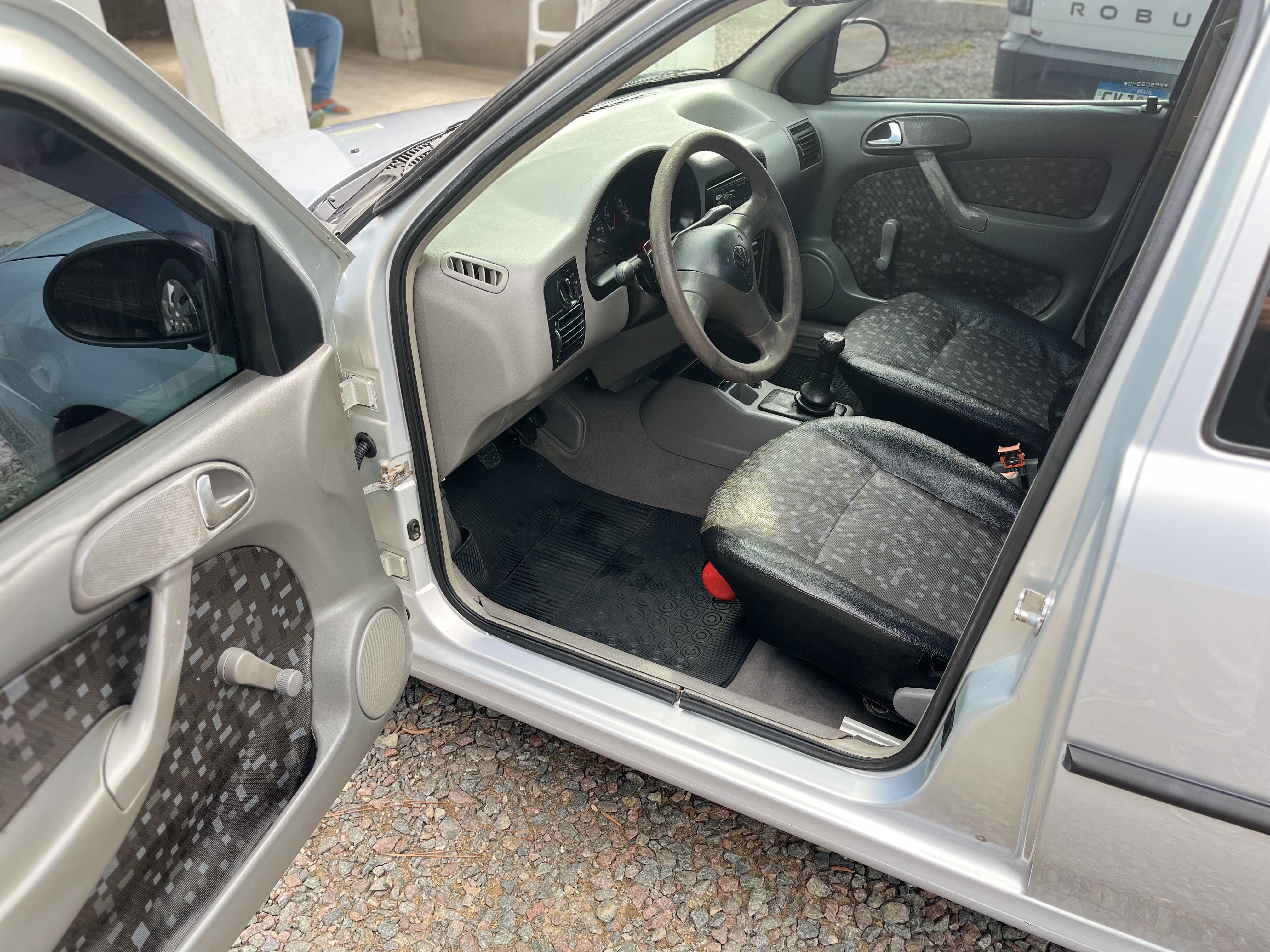 Volkswagen Saveiro — foto 10 de 11