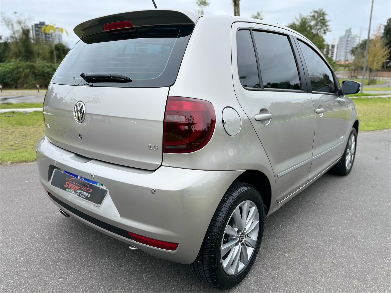 Volkswagen FOX PRIME — foto 8 de 12