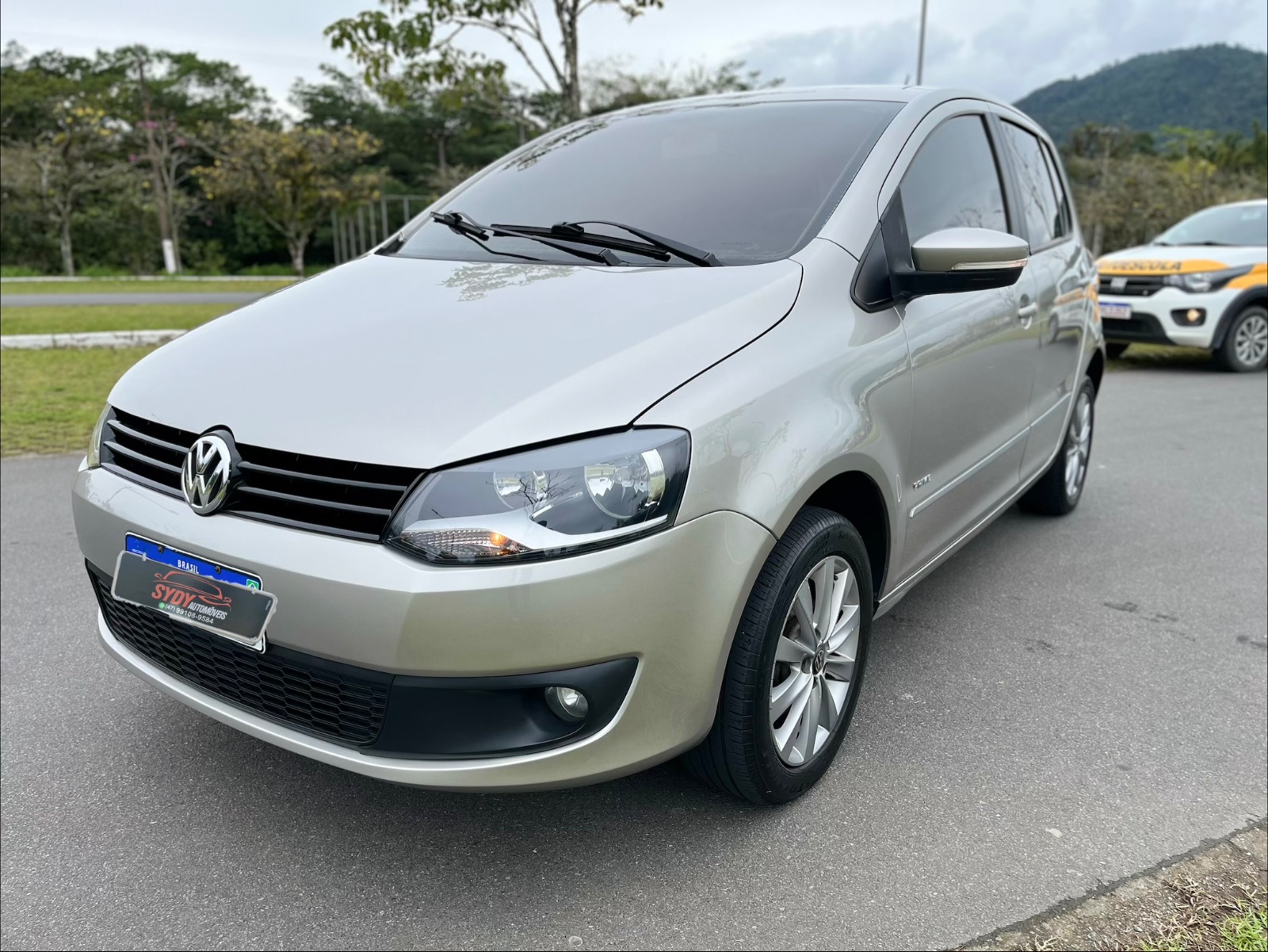 Volkswagen FOX PRIME — foto 1 de 12